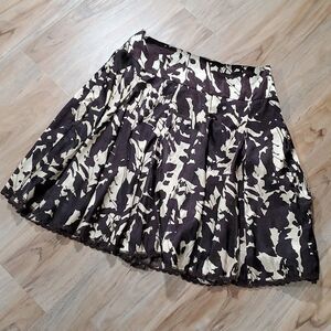 🔹️Apostrophe Brown & Tan Floral Print Lace Hem Silky Skirt Size 10